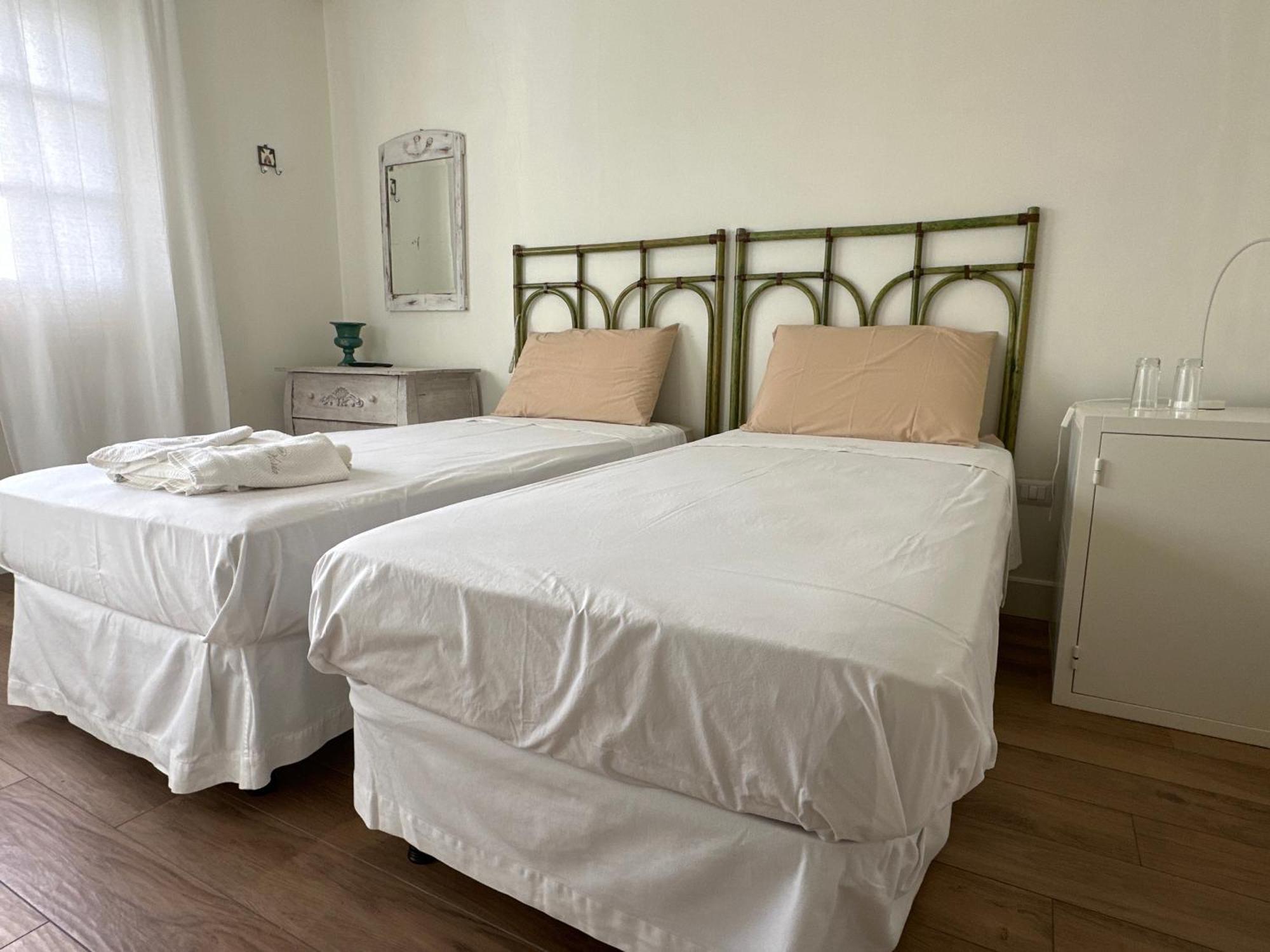 Villa Teresa Maria ปอร์โตเชซาเรโอ ภายนอก รูปภาพ