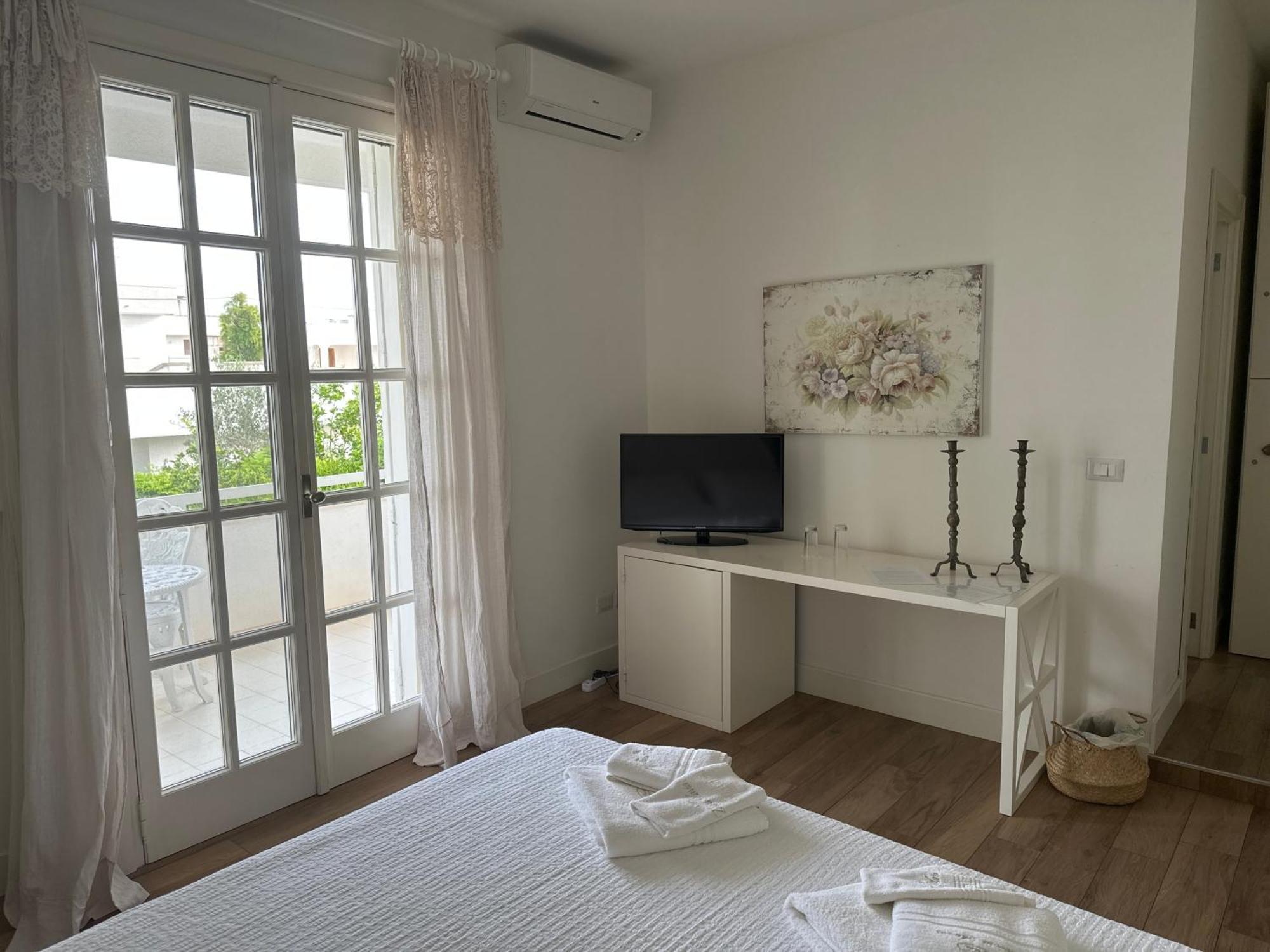 Villa Teresa Maria ปอร์โตเชซาเรโอ ภายนอก รูปภาพ